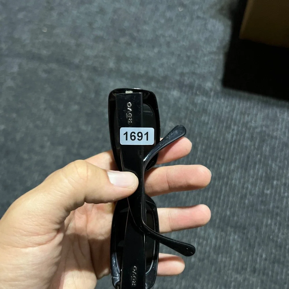 Vintage Revo Sunglasses Unisex OS Black 2513 Polarized Made in Italy Sporty Y2K